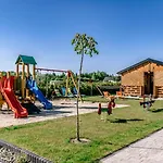Prázdninový dům Homes With Terraces, Sauna Whirlpool Lopienica